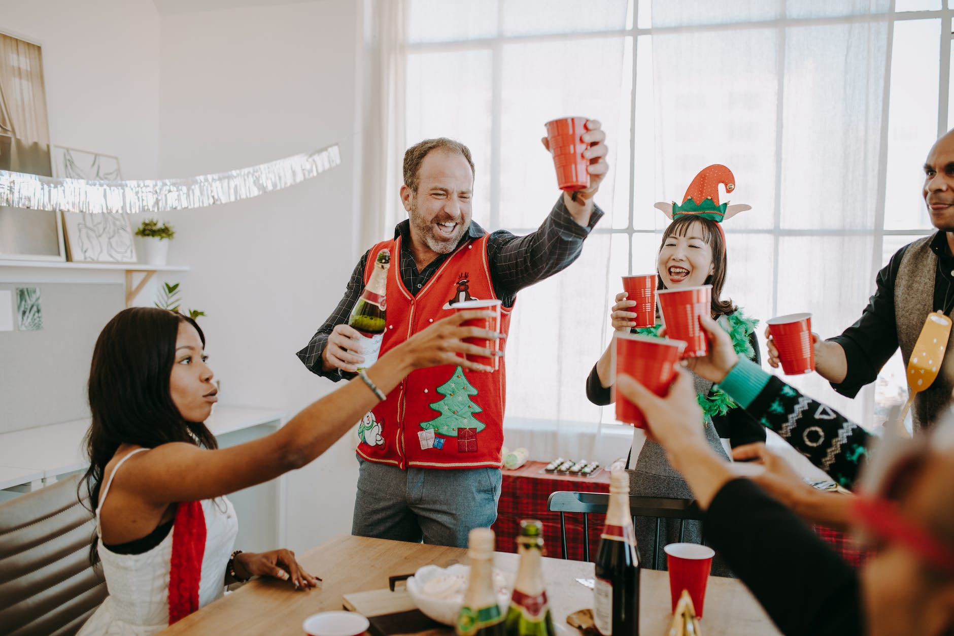Holiday Cheers in the Office: Organizing a Christmas Party Your Colleagues Will Love